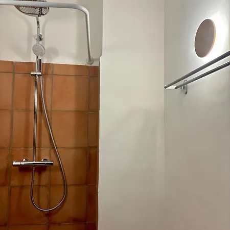 Magdala Arts&résidence Bed & Breakfast *