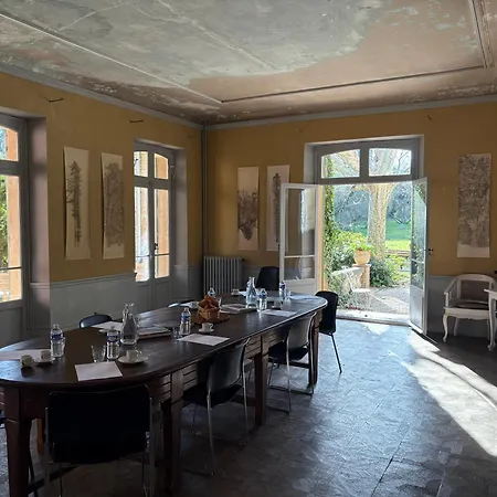 Magdala Arts & Hyeres