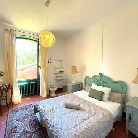 Bed & Breakfast Magdala Arts & *