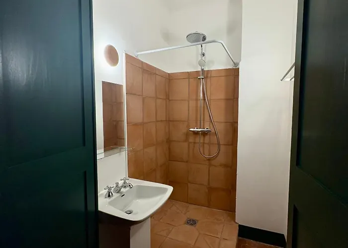 Magdala Arts&résidence Couette-café *