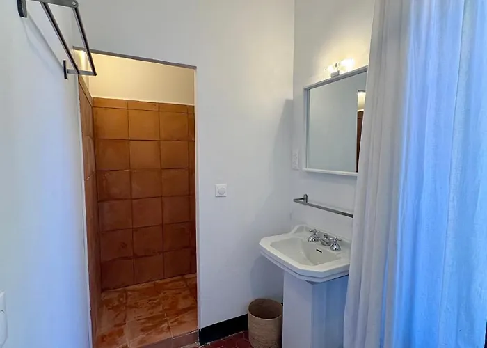 Magdala Arts&résidence Couette-café *